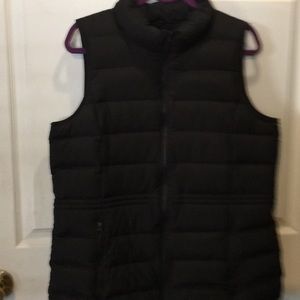 J.Jill black down vest sz medium